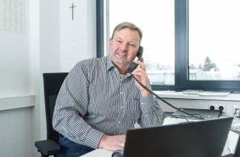 Ansprechpartner Dietmar Helm Egelseer Traktoren GmbH Geschäftsführung 